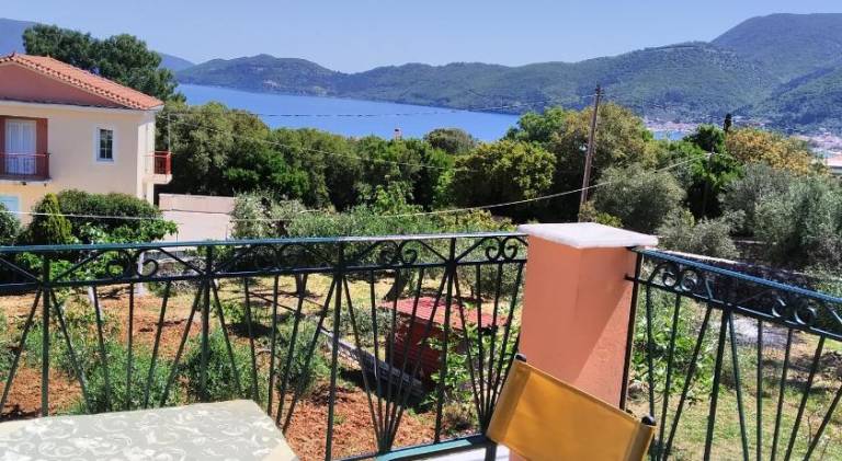 House with 3 rooms for 6 persons — photo 3