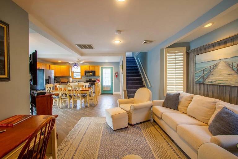House  Whitesboro-Burleigh
