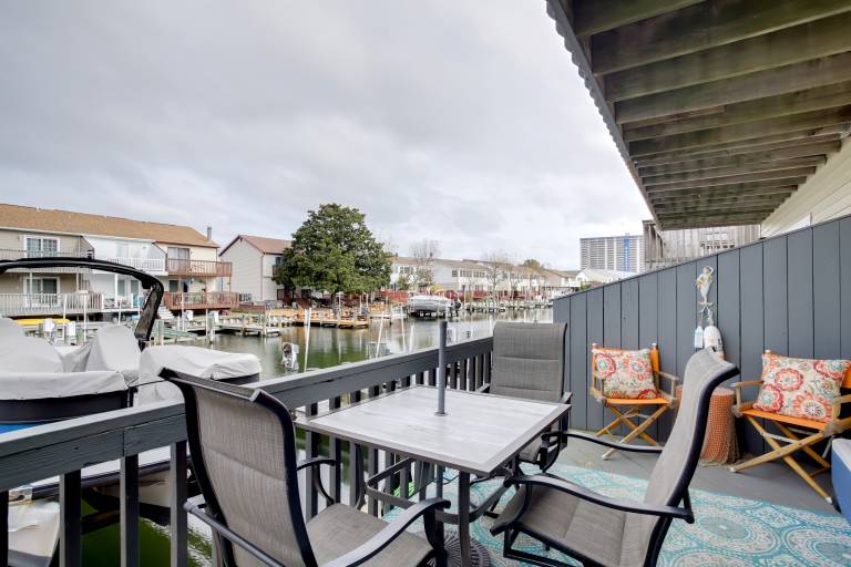 Harbor-View Balcony, Walk to Beach: Ocean City Gem — photo 2