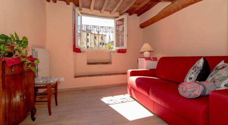 Casa Anfiteatro in Lucca