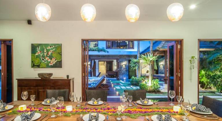 Beautiful villa with jacuzzi & pool | Pets are welcome — photo 2