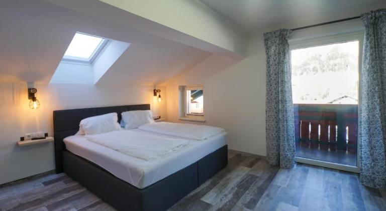 Spacious holiday apartment with BBQ & garden | Close to the ski | Pet-friendly — photo 2
