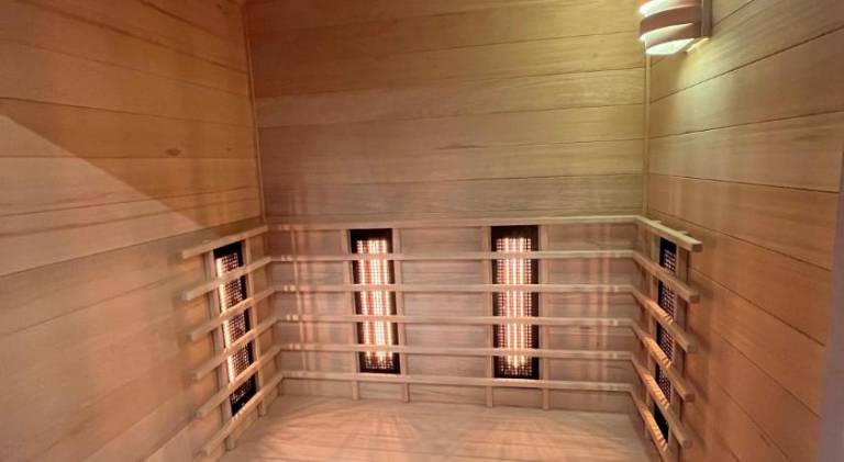 Serviced apartment with sauna, garden & terrace — photo 5