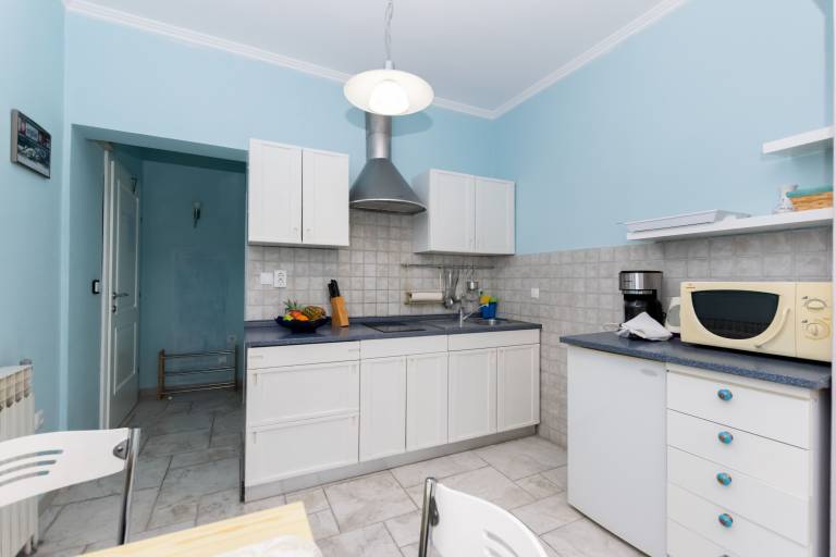 Holiday apartment with BBQ & patio | Sea view — photo 4