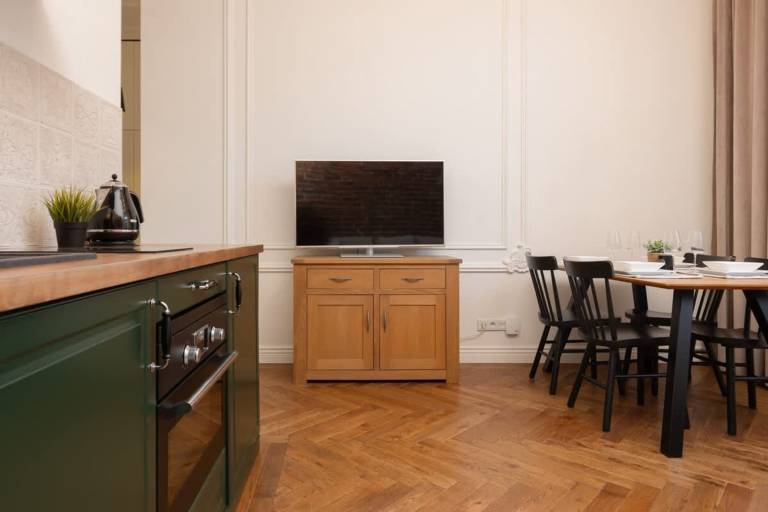Family-oriented rental apartment with fast internet | Near Main Square | Pets allowed — photo 3