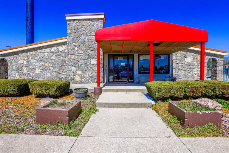 Cozy Garden Inn By OYO Hwy 40 Richmond — photo 5