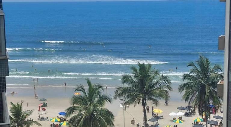 Apartment with 2 rooms for 8 persons in Guarujá