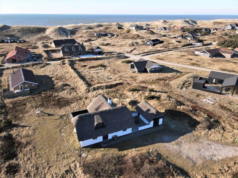 House with jacuzzi, sauna & BBQ — photo 2