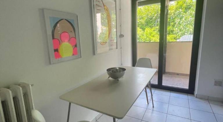 Apartment with pool — photo 4