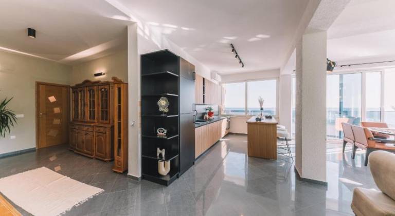 La Mer Beach Residence — photo 4