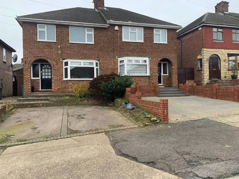 House  Chigwell