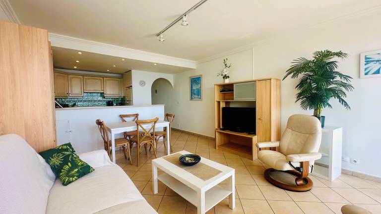 Apartment with patio | Panoramic view — photo 5