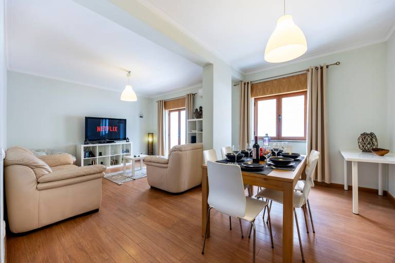 Holiday apartment with fast internet | City view in Portimão