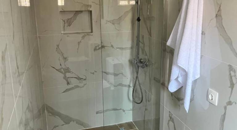 Holiday apartment with patio & yard | Perfect for remote work in Aristotelis