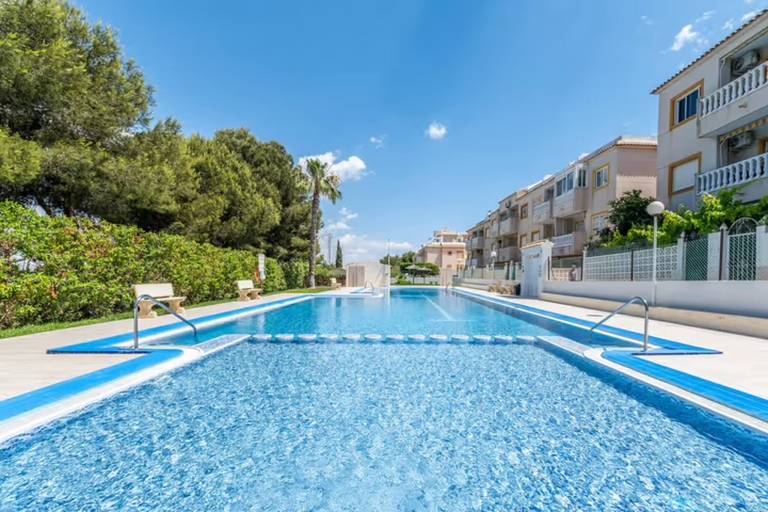 House with BBQ, garden & patio | Pool view in Almeria