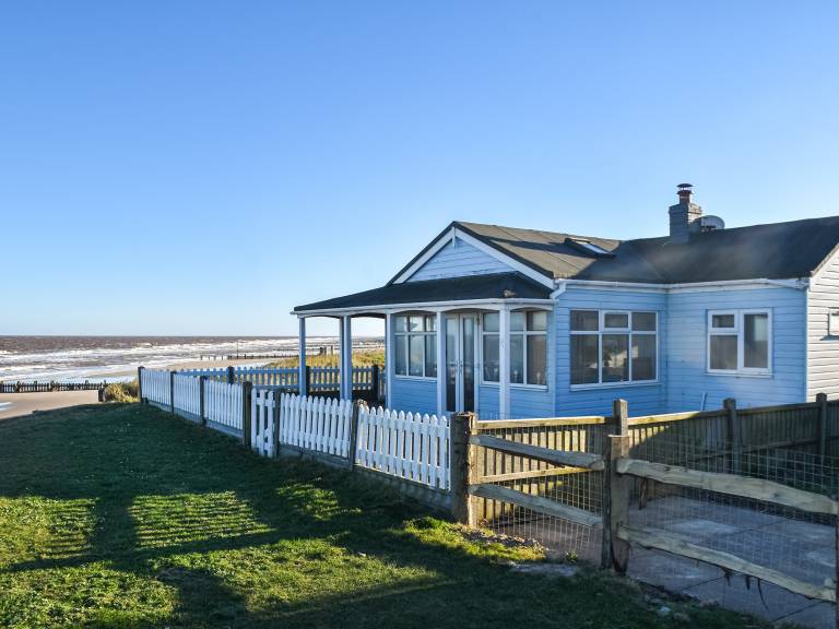 Cottage Bacton