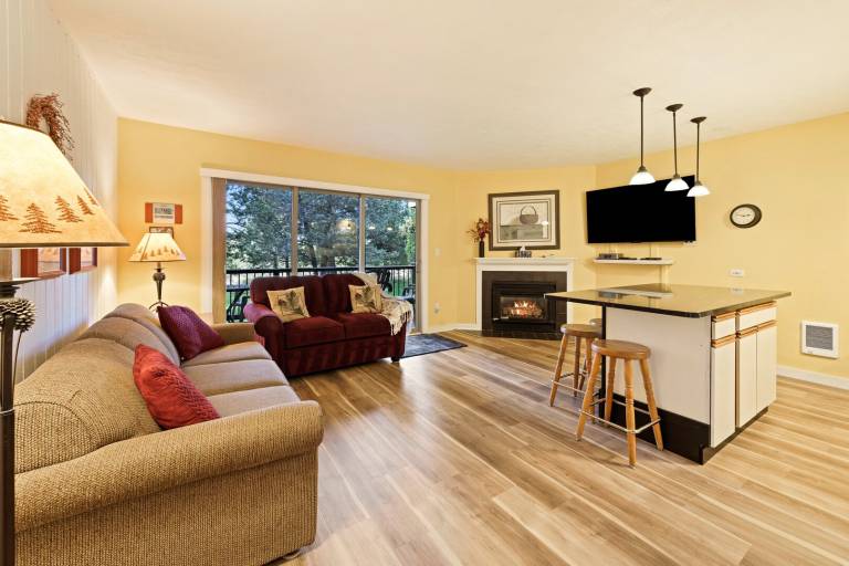 Condo with pool in Bend, OR