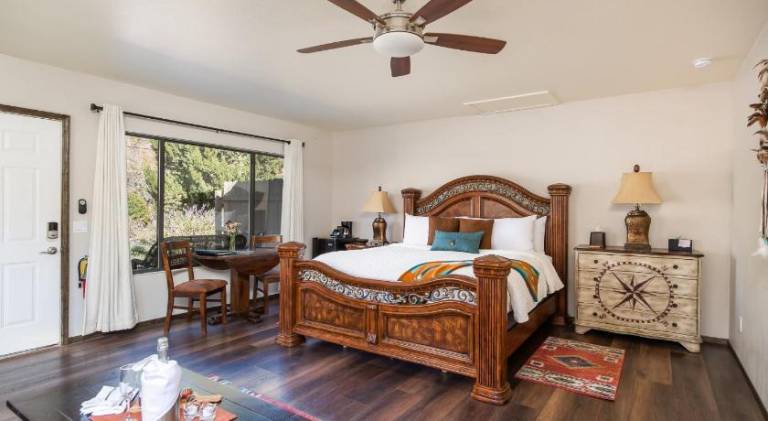 Whispering Creek Bed & Breakfast in Sedona, AZ