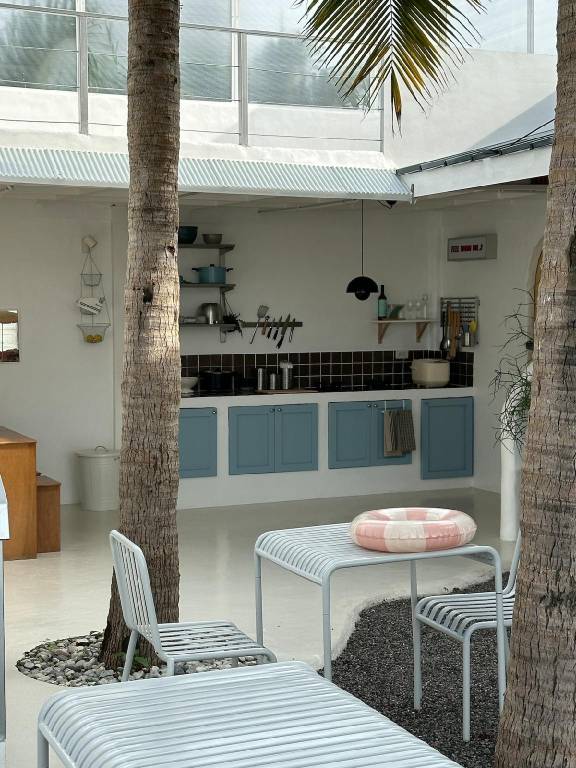 House with grill, pool & garden — photo 5