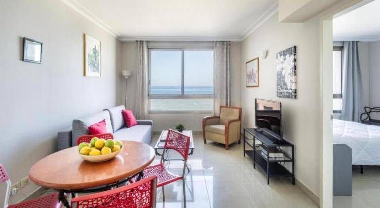 Serviced apartment with pool, yard & terrace | Good for workation — photo 2