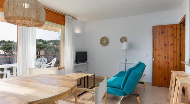 Rental apartment with private pool, terrace & yard | Suitable for remote work — photo 4