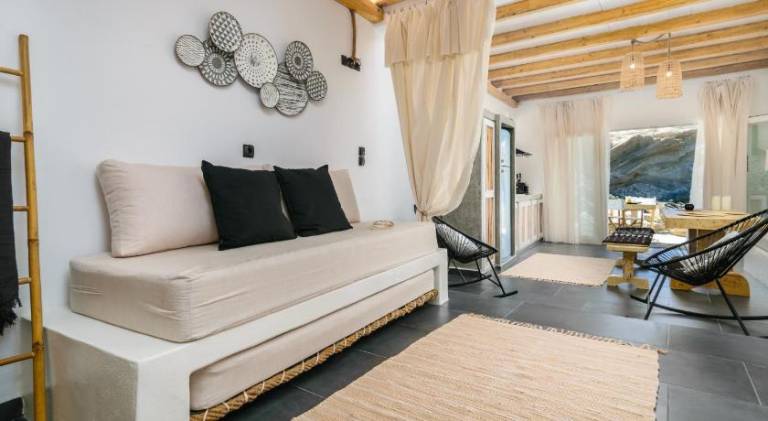 Wonderful house with patio | Pets are welcome — photo 2
