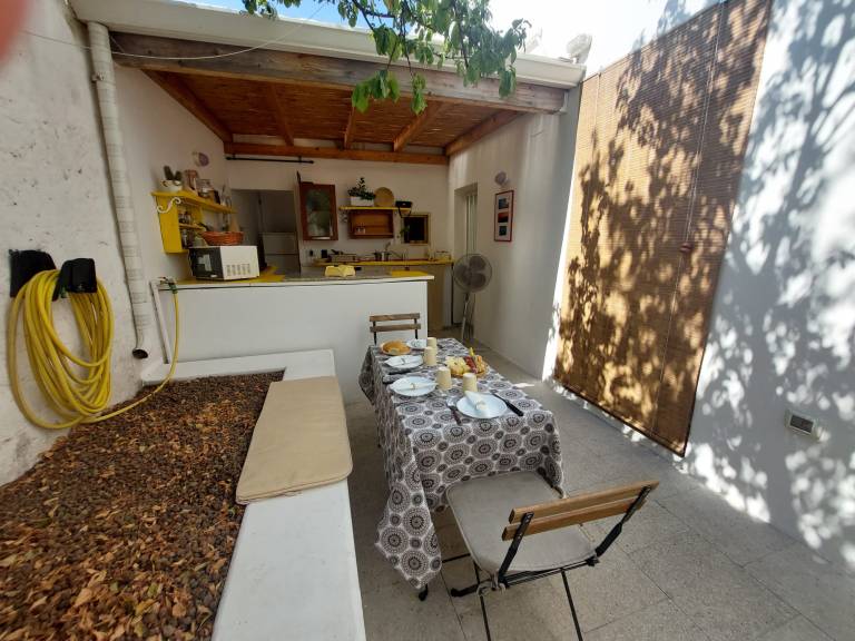 Holiday apartment with garden — photo 3