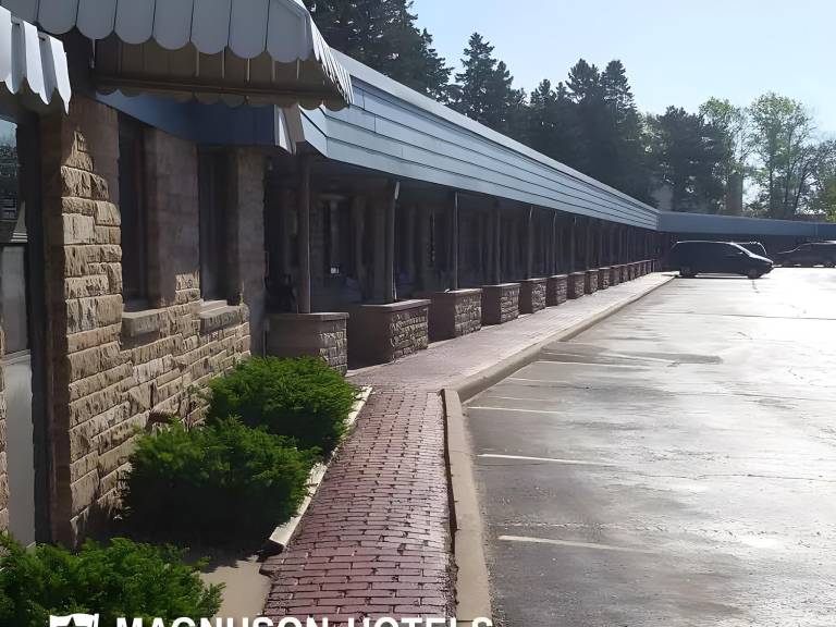 Knights Inn in Stevens Point, WI