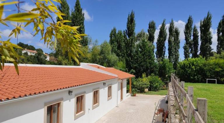 Charming rental apartment with pool | Pets are welcome in Leiria