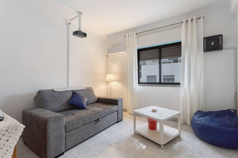 Apartment 'Paradise By The Sea The Whale Beach' with Wi-Fi and Air Conditioning — photo 4