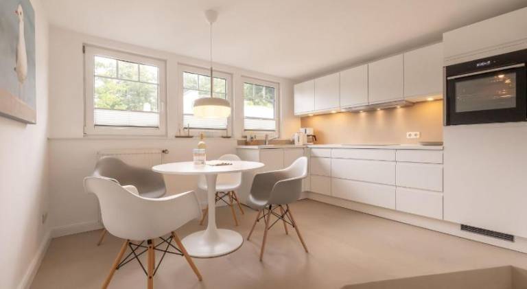 Wonderful rental apartment | Next to the beach | Pet-friendly in Ostseebad Baabe