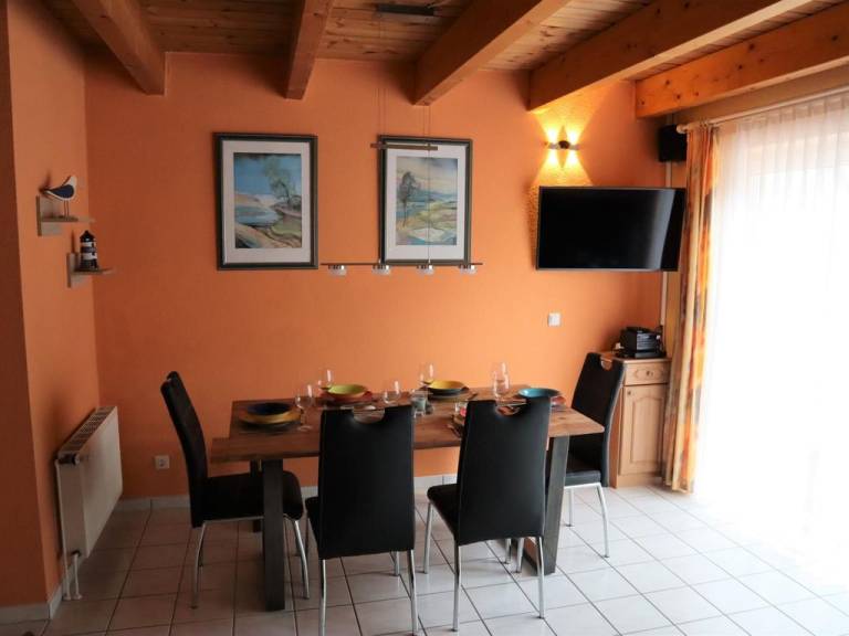 Ferienhaus mit Hund inBurhave, Nordsee  f&uuml;r max. 6 Personen