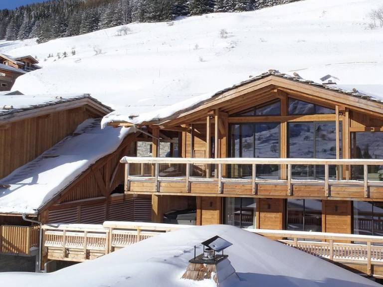 Fully equipped beautiful chalet with jacuzzi & sauna | Mountain view | Close to the ski | Pet-friendly — photo 2
