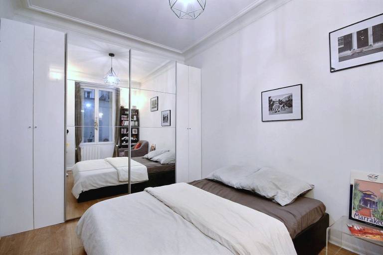 Rental apartment | Next to Moulin Rouge — photo 2