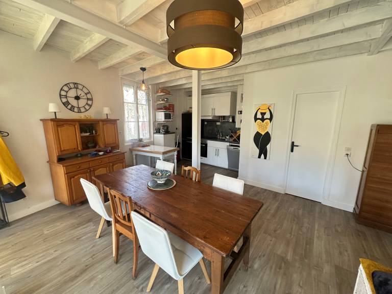 Apartment with 2 rooms for 5 persons — photo 4