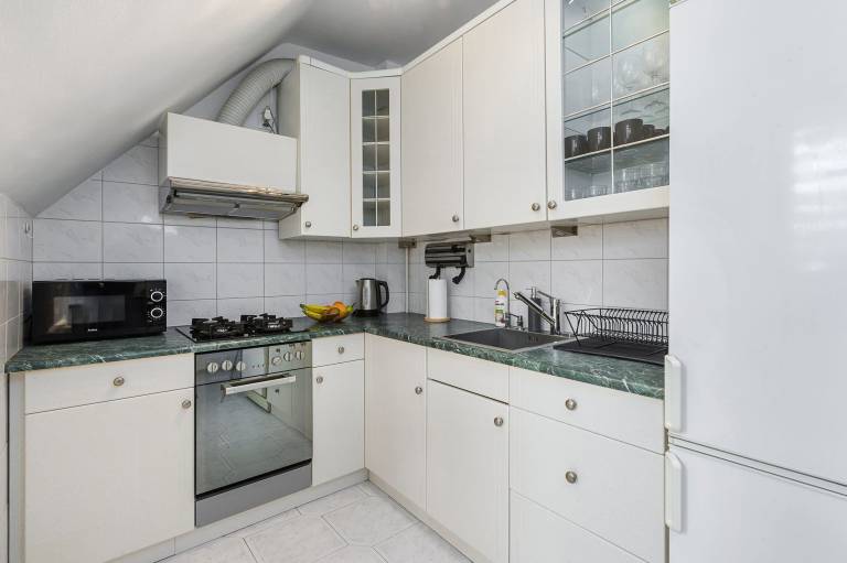 Children-friendly rental apartment with fast internet | Next to Royal Castle | Dogs allowed — photo 3