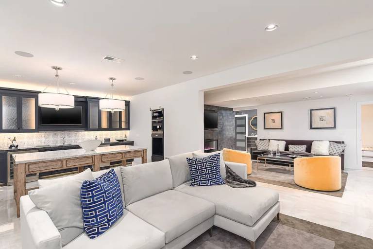 House  Carmel