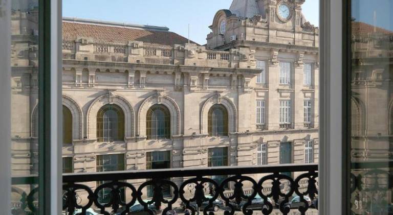 Apartment with patio | Close to Dom Luís I Bridge | Pet-friendly — photo 3