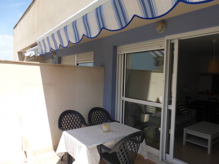 Rental apartment with terrace & pool | Garden view — photo 2