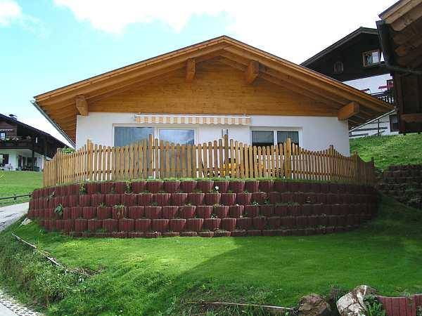 House with patio | Ski nearby | Pets allowed — photo 2