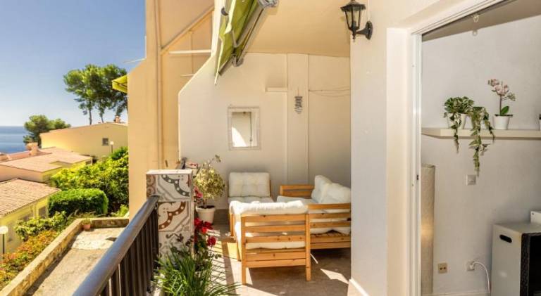 Fully equipped pleasant rental apartment with pool | Next to the beach | Pets are welcome — photo 5