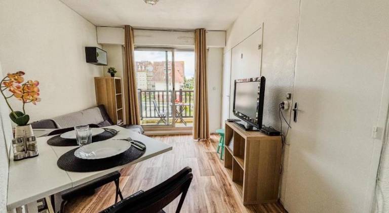 Pleasant rental apartment with pool | Close to the beach | Pets allowed — photo 5