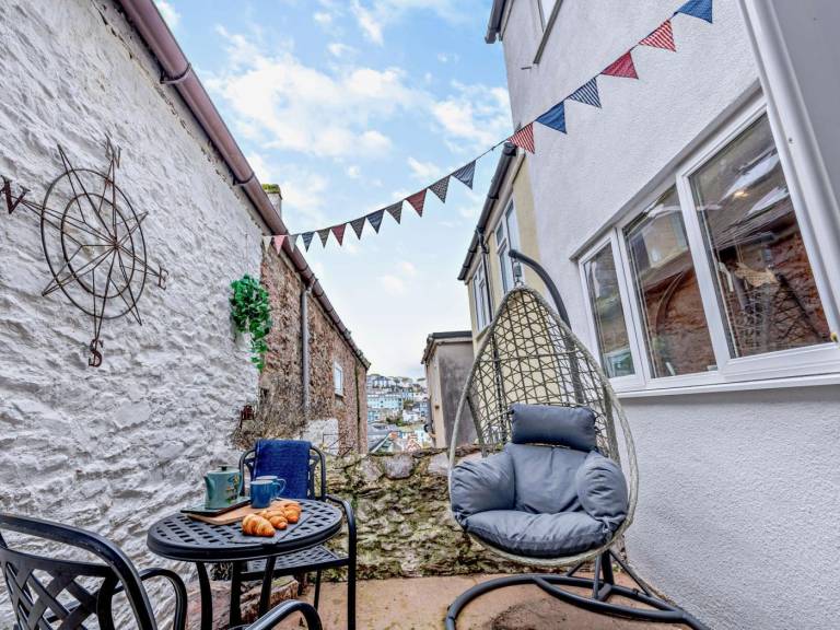 Cottage with yard | Water view | Dogs allowed in Paignton