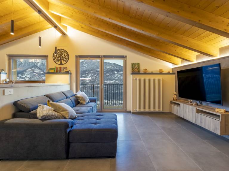 Family-friendly pleasant house with grill & garden | Mountain view | Dogs allowed — photo 3