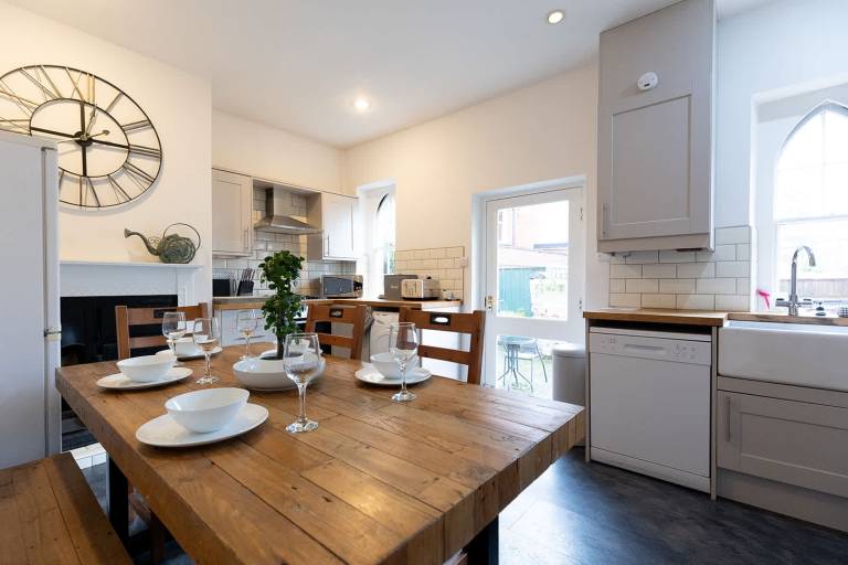 Child-friendly house with BBQ & yard | Good for workation | Pets allowed — photo 4
