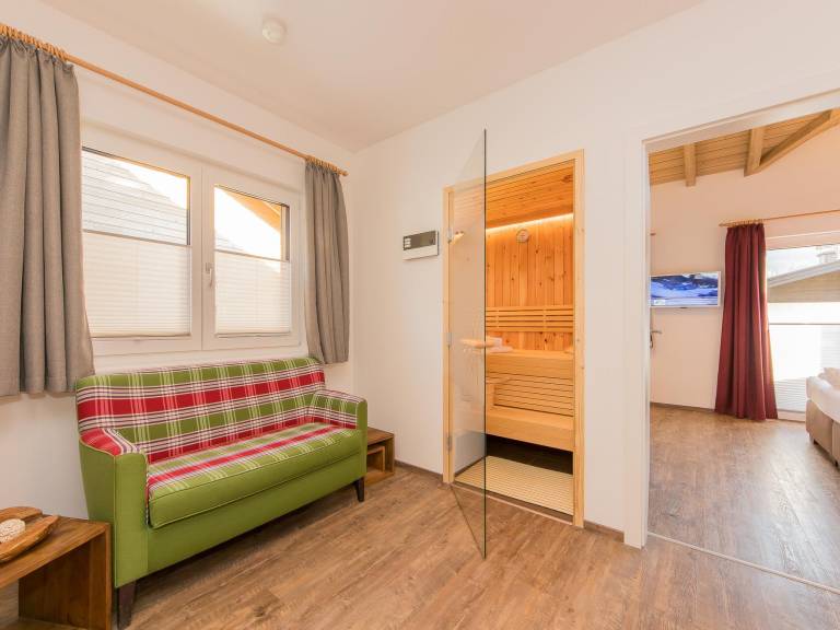 Fully equipped vacation home with patio & sauna | Pet-friendly — photo 3