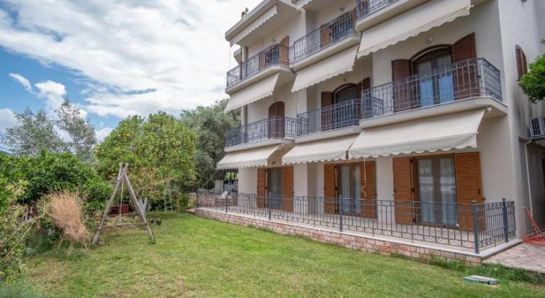 Apartment with 2 rooms for 6 persons — photo 4