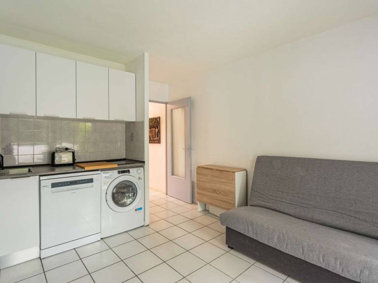 Rental apartment with pool — photo 4