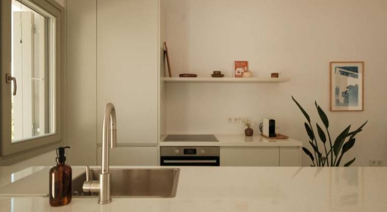 Nice vacation home with garden, jacuzzi & terrace | Beach nearby | Perfect for remote work | Dogs allowed — photo 3