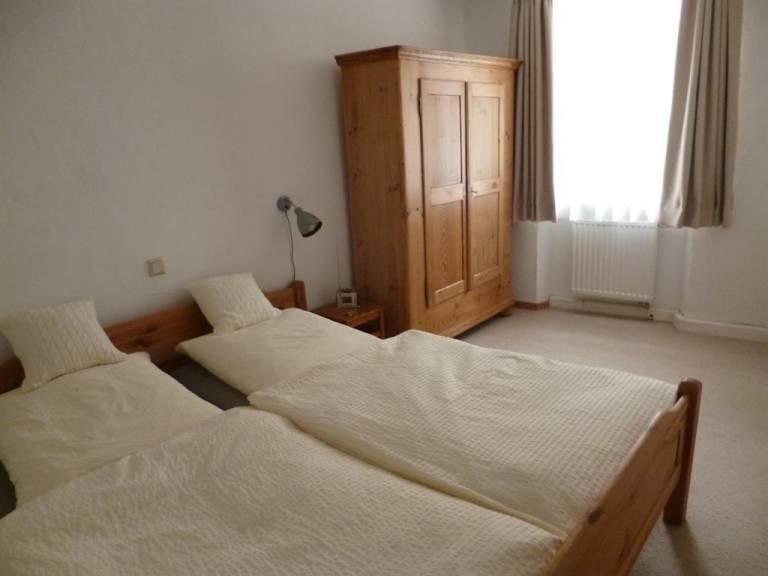 Bed & Breakfast  Herxheim am Berg